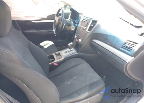 2014 Subaru Outback 2.5I Premium из США, поврежденный, VIN 4S4BRCCCXE3257352